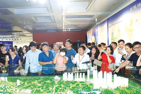 Nghị quyết 02-NQ/TW: Mở không gian phát triển mới cho Thủ đô