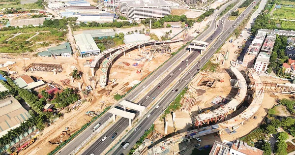 Tích cực thi công nút giao Vành đai 3,5 - Đại lộ Thăng Long