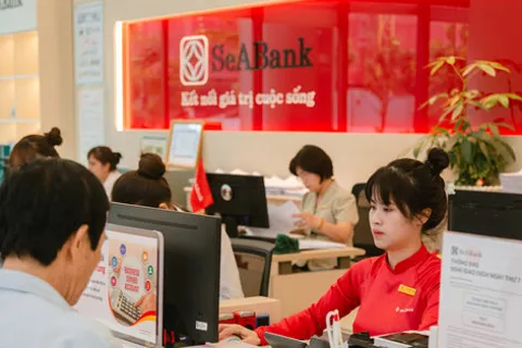 Cuộc đua giảm lãi suất tăng nhiệt, Ngân hàng Nhà nước phát cảnh báo chặn “lãi suất ngầm”