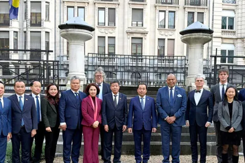 Hà Nội và Brussels thúc đẩy hợp tác kinh tế, quản trị đô thị