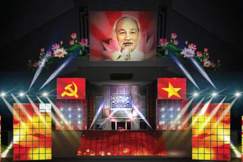 Cầu truyền hình “Hai tay xây dựng một sơn hà”