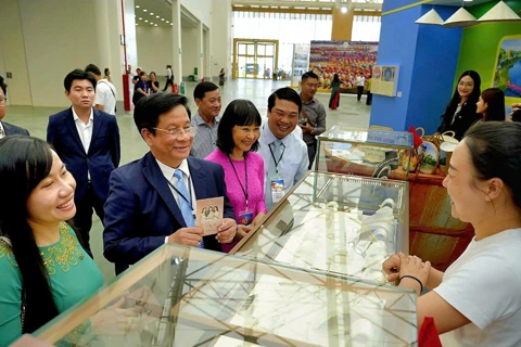 An Giang tìm kiếm cơ hội hợp tác tại Triển lãm thành tựu kinh tế - xã hội 