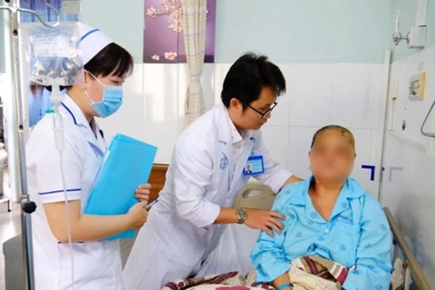 Phẫu thuật thành công khối u màng não cho bệnh nhân 73 tuổi có bệnh nền