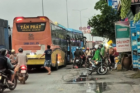TP Hồ Chí Minh tăng cường xử lý vi phạm lấn chiếm lòng đường, vỉa hè