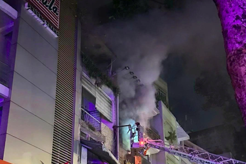 Phó Thủ tướng Thường trực Chính phủ Nguyễn Hòa Bình chỉ đạo khẩn vụ cháy làm 6 người thương vong