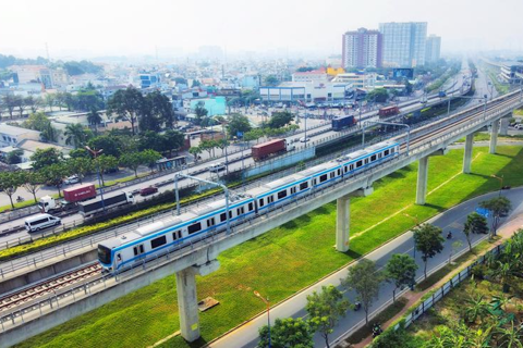 Sau 1 năm vận hành, tuyến metro số 1 phục vụ gần 19 triệu lượt khách