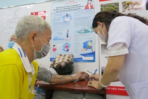 TP Hồ Chí Minh: khám bệnh miễn phí cho tất cả người cao tuổi