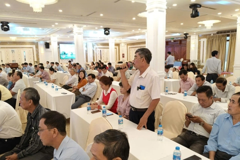 Lãnh đạo UBND tỉnh Đồng Nai đối thoại với nông dân