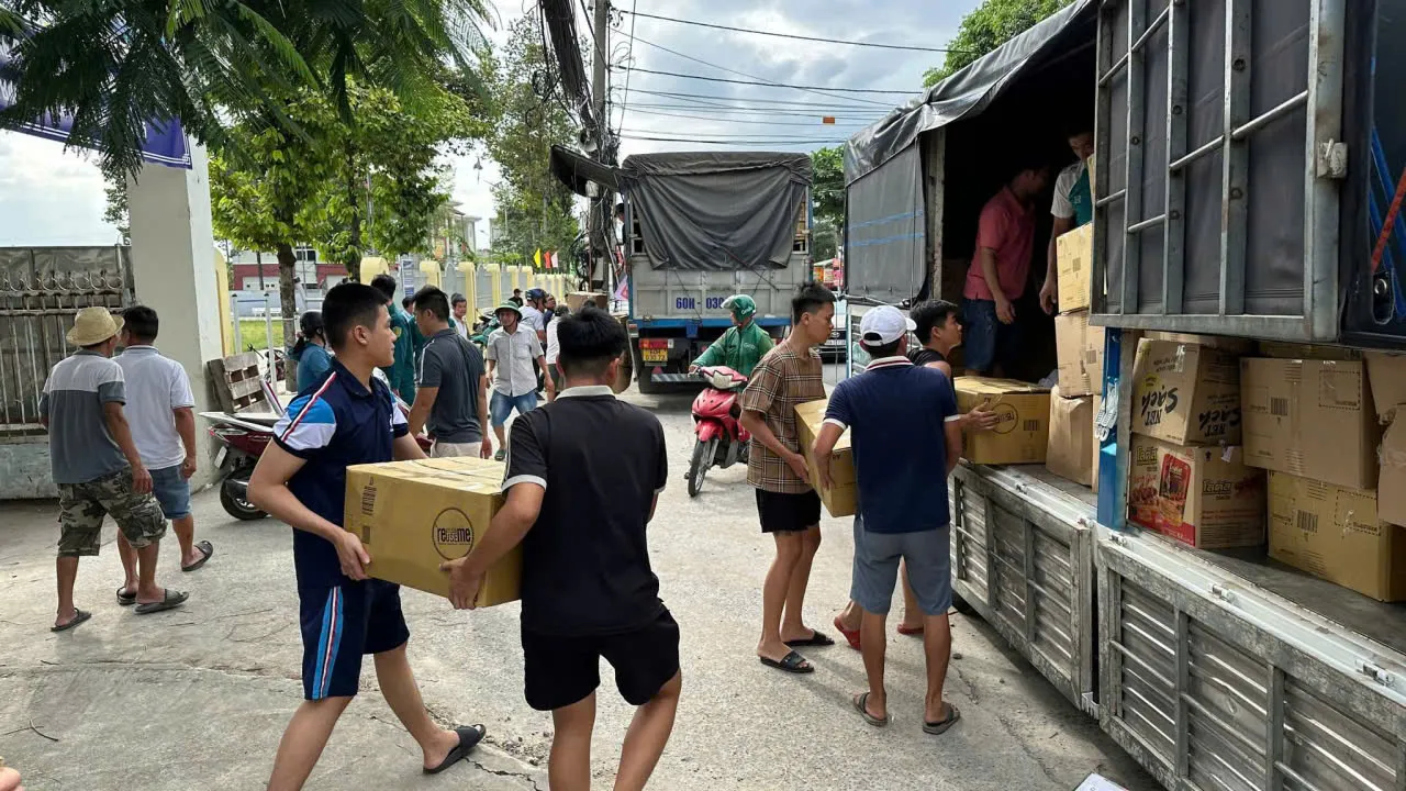 Đồng Nai một lòng hỗ trợ bà con vùng lũ