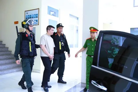 Đồng Nai: bắt 3 bị can về hành vi sản xuất, buôn bán mỹ phẩm giả