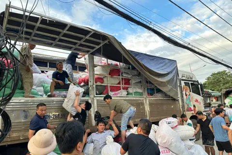  Cảnh giác trước các thông tin giả lan truyền trên mạng xã hội về tình hình lũ lụt
