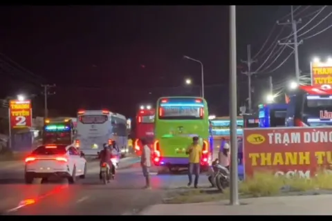 Đồng Nai: Trạm dừng chân Thanh Tuyền 2 gây mất an toàn giao thông