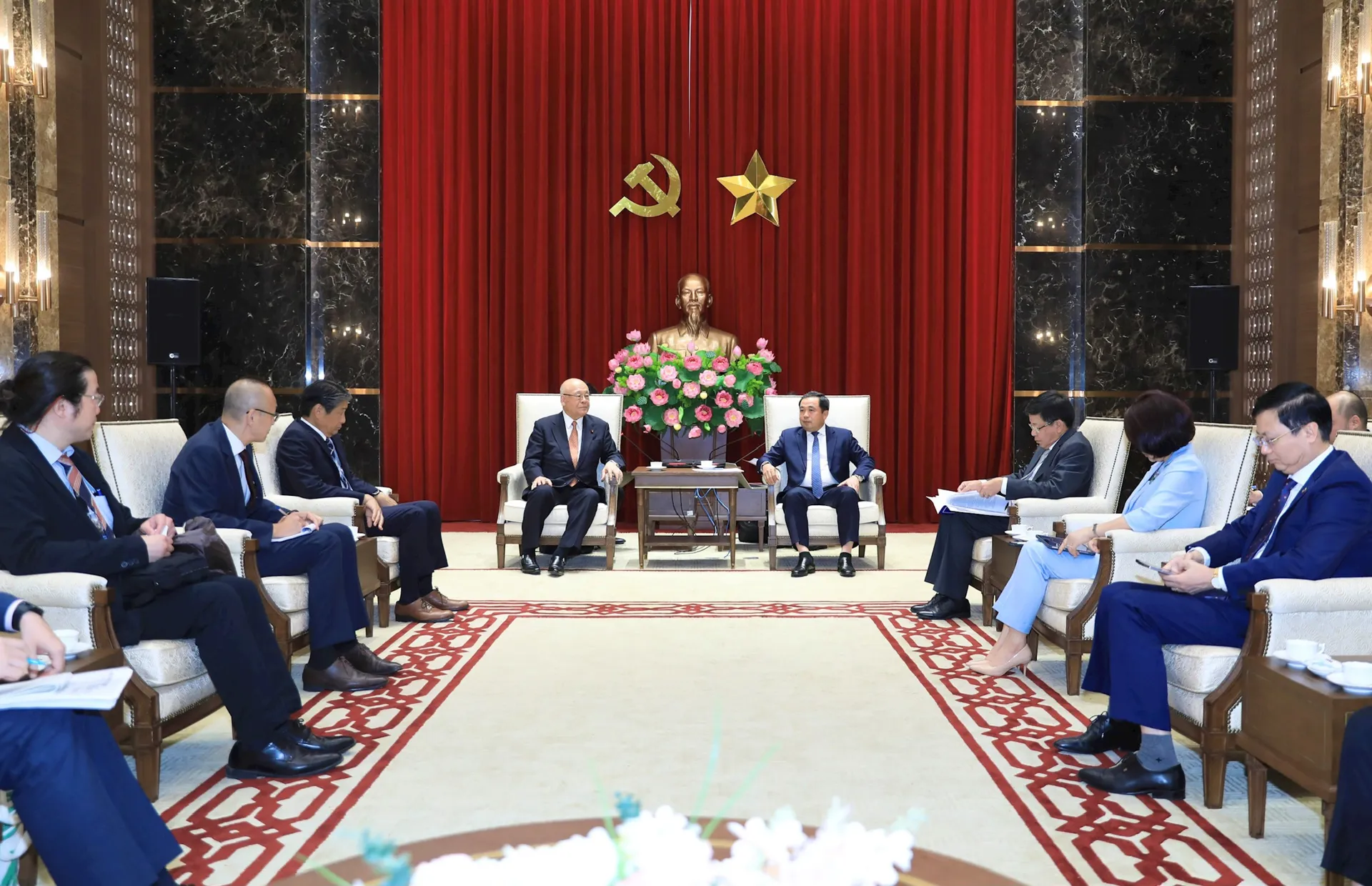 Hà Nội ủng hộ các sáng kiến phát triển Trường Đại học Việt - Nhật