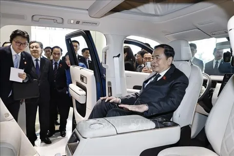 Chủ tịch Quốc hội Trần Thanh Mẫn thăm các doanh nghiệp công nghệ hàng đầu Trung Quốc