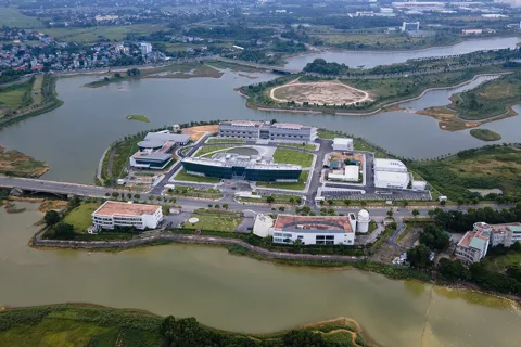 Thu hút đầu tư gắn với đổi mới sáng tạo tại các khu công nghệ cao và khu công nghiệp