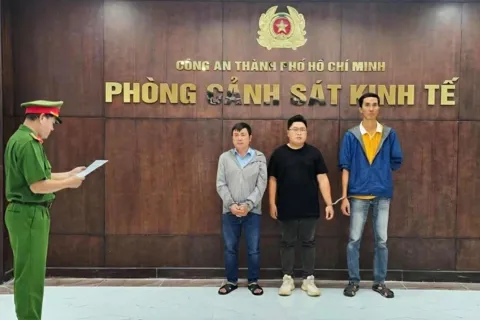 Bắt đội trưởng Trung tâm hỏa táng Bình Hưng Hòa trục lợi trong cao điểm dịch Covid-19