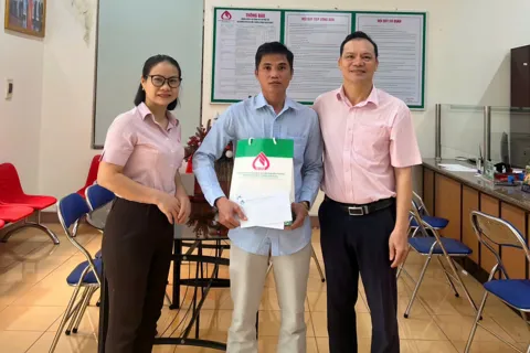 Lá thư cảm động của người bố đơn thân gửi chương trình "Cặp lá yêu thương"