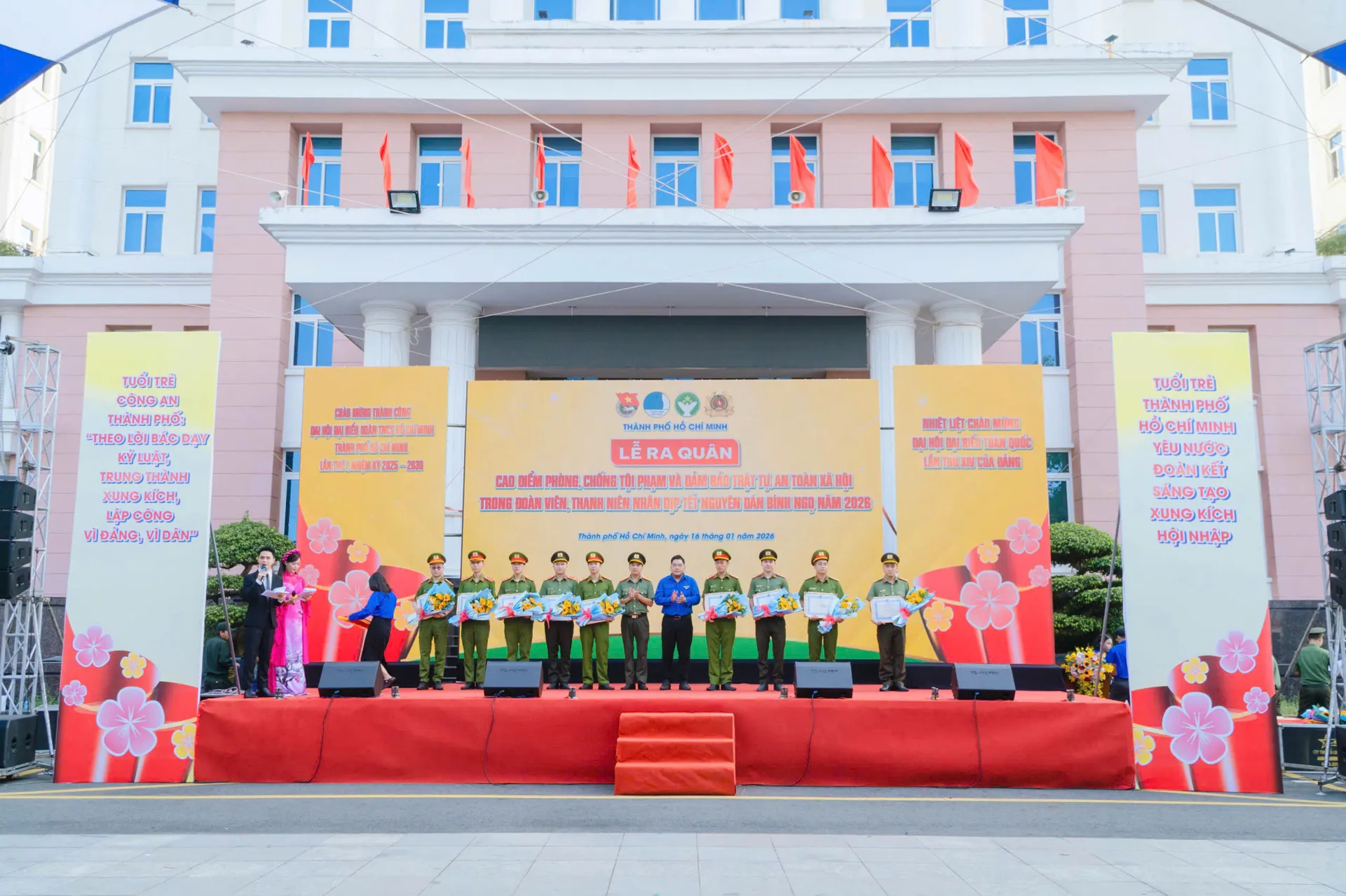 Tuổi trẻ Công an TP Hồ Chí Minh xung kích ra quân cao điểm phòng chống tội phạm