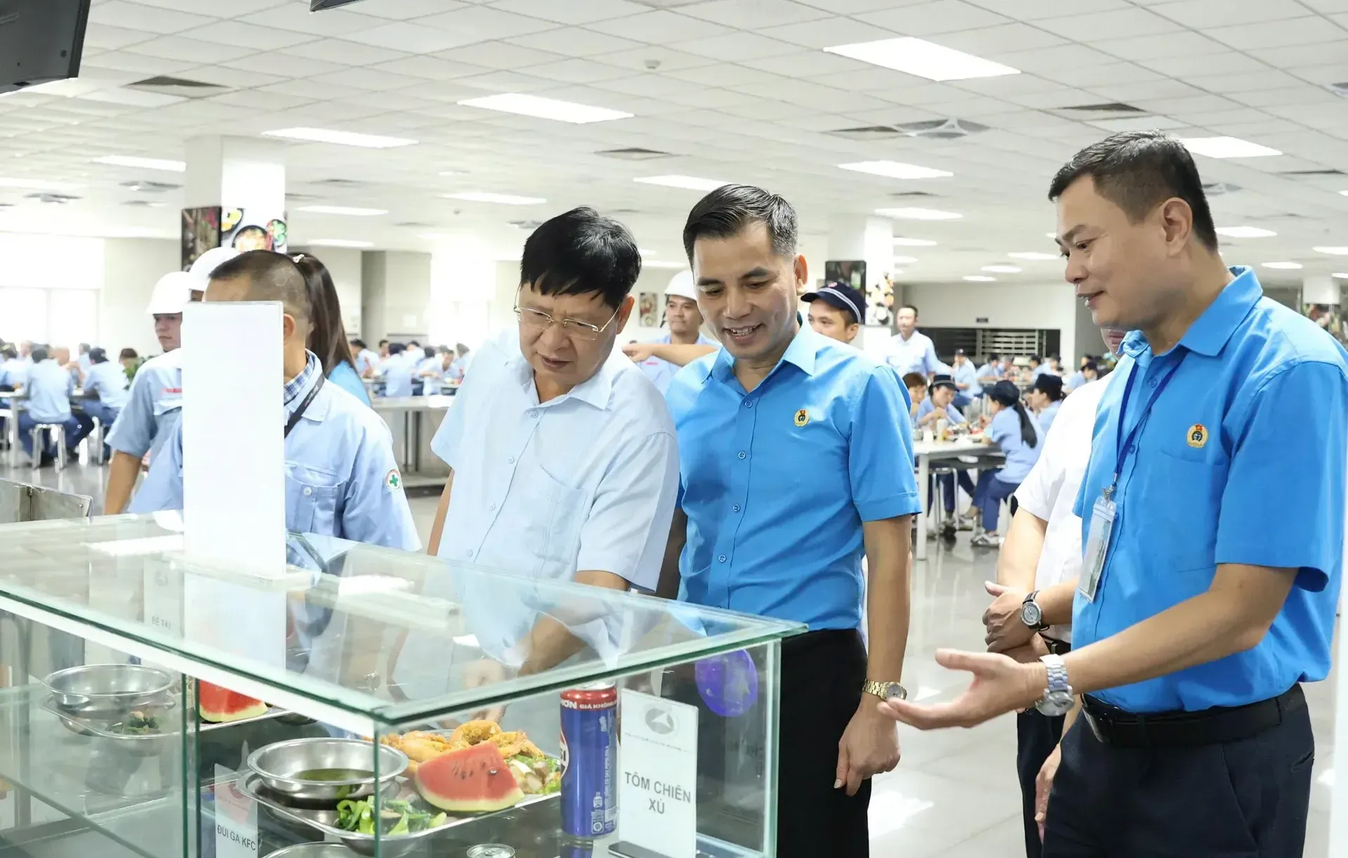 Chủ động trong bảo vệ quyền, lợi ích chính đáng của đoàn viên, người lao động
