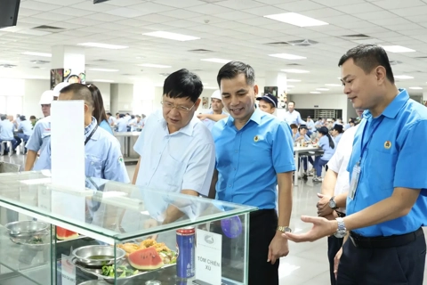 Chủ động trong bảo vệ quyền, lợi ích chính đáng của đoàn viên, người lao động