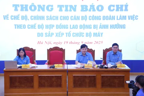 Chi trả chế độ chính sách cho cán bộ công đoàn chuyên trách trước ngày 1/11/2025