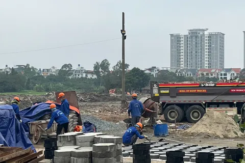 Hơn 96% công nhân lao động Thủ đô trở lại làm việc sau kỳ nghỉ Tết