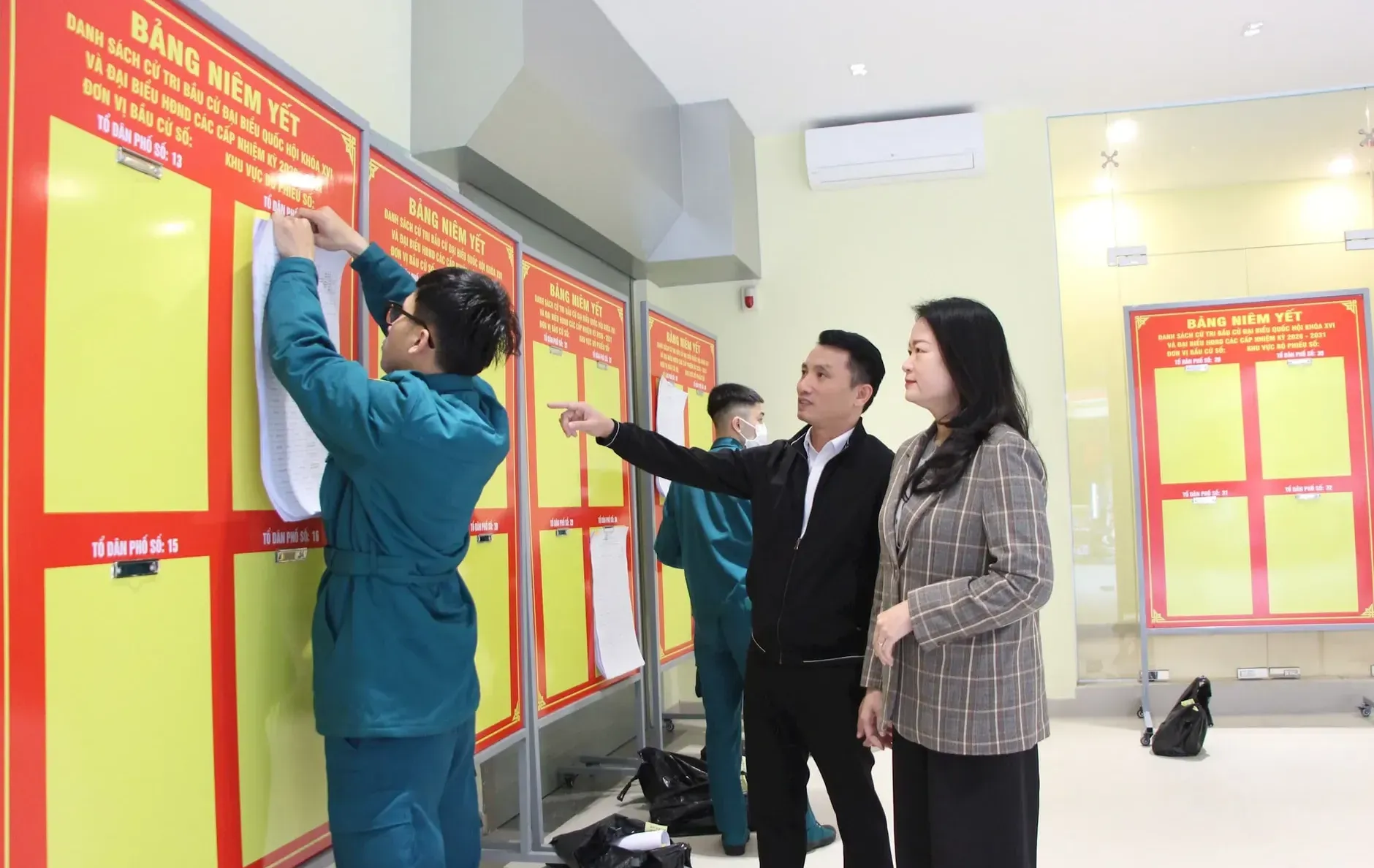 Hà Nội công bố danh sách 205 người ứng cử đại biểu Hội đồng Nhân dân thành phố