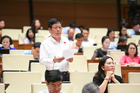 Giảm chi ngân sách cho giáo dục đại học, các trường gặp khó