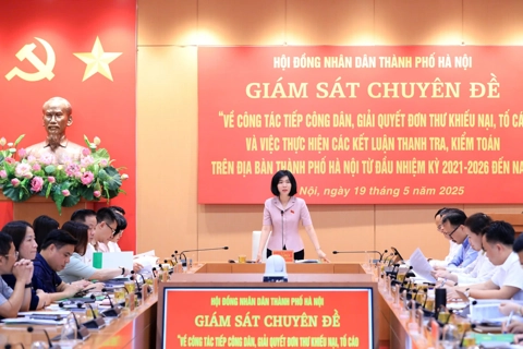 Kiểm tra việc tiếp công dân, giải quyết khiếu nại, tố cáo, tránh khiếu kiện kéo dài, vượt cấp
