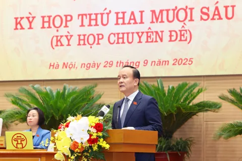 Khai mạc kỳ họp chuyên đề của HĐND TP Hà Nội: Xem xét, ban hành chính sách tháo gỡ vướng mắc khi thực hiện chính quyền địa phương 2 cấp
