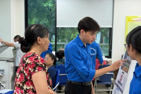 Tập huấn ứng dụng AI cơ bản trong hỗ trợ công vụ tại cấp xã, phường, đặc khu