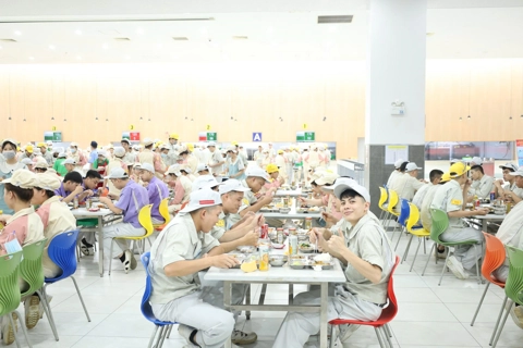 Tổ chức Bữa cơm Công đoàn cho trên 5.600 người lao động tại Công ty TNHH Meiko Việt Nam