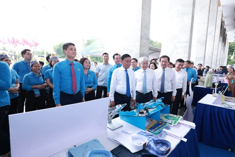 Tôn vinh tinh thần đổi mới, sáng tạo và khát vọng cống hiến của đoàn viên, người lao động
