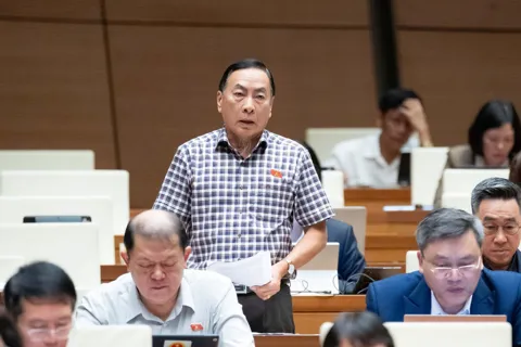 Đề xuất cho phép phạm nhân được gửi tiền có được từ tham gia lao động về hỗ trợ gia đình
