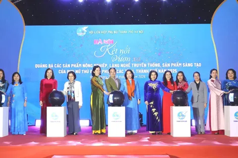 Khai mạc chương trình "Hà Nội kết nối - vươn xa": quảng bá sản phẩm làng nghề của phụ nữ Thủ đô