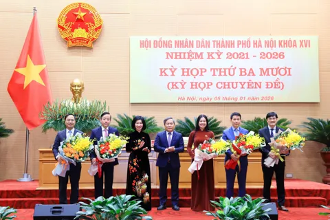 Hà Nội bầu bổ sung 3 Ủy viên UBND Thành phố
