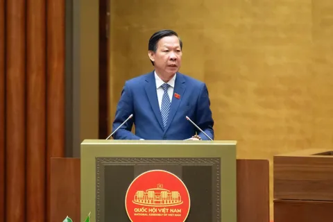 Tháo gỡ vướng mắc thể chế, huy động mọi nguồn lực cho phát triển