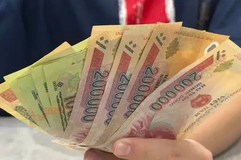 Công đoàn đề nghị người sử dụng lao động sớm thông tin về thời điểm trả lương, thưởng Tết
