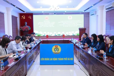Công Đoàn TP Hà Nội - Tổng Công hội TP Thượng Hải: chia sẻ kinh nghiệm hoạt động
