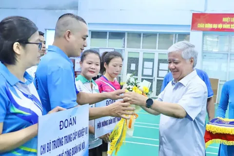Khai mạc hội thao chào mừng Đại hội đại biểu Đảng bộ Mặt trận Tổ quốc, các đoàn thể Trung ương