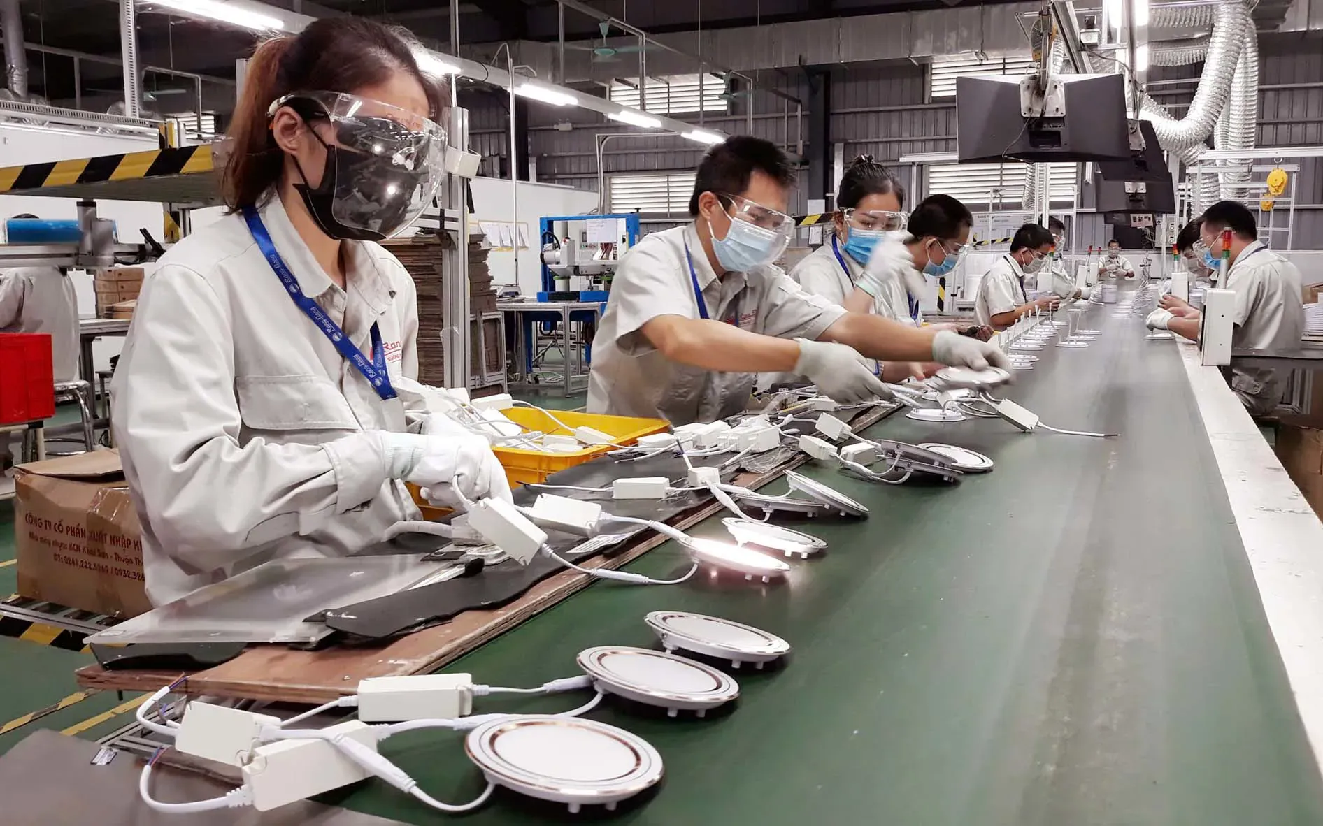 Amazon to support 30 Vietnamese firms go global