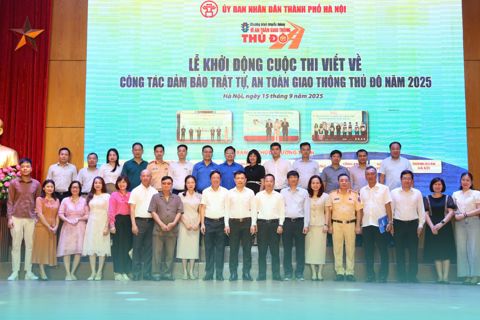 Khởi động cuộc thi viết “Vì an toàn giao thông Thủ đô” năm 2025