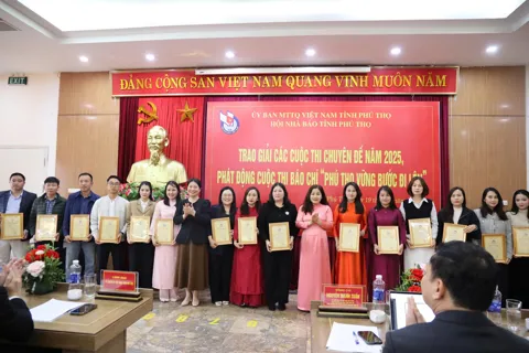 Phát động cuộc thi “Phú Thọ vững bước đi lên”