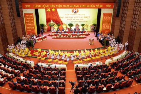 Phát triển kinh tế phải hài hòa giữa các vùng, giữ gìn bản sắc văn hóa và bảo vệ môi trường
