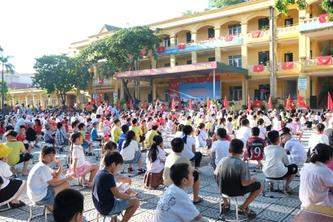 Phú Thọ: gần 1 triệu học sinh náo nức bước vào năm học mới 2025 - 2026
