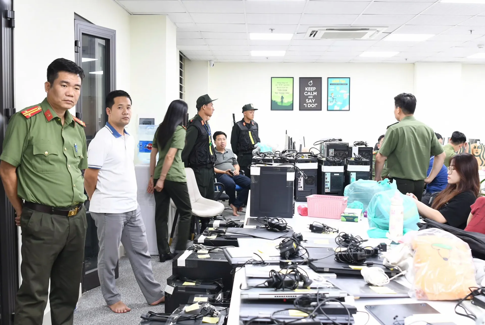 Phú Thọ triệt phá đường dây tội phạm lừa đảo tiền ảo, quy mô hàng tỷ USD
