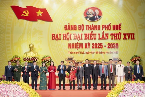 Hành trình mới cho Đảng bộ và Nhân dân thành phố Huế