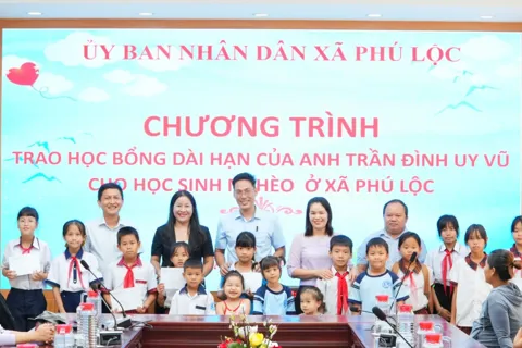 Huế: lan tỏa tinh thần nhân ái từ chương trình học bổng dài hạn ở xã Phú Lộc