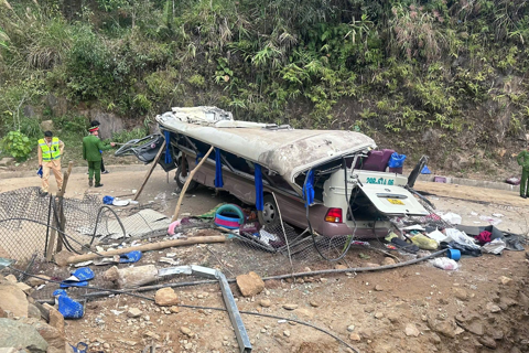 Lào Cai: khẩn trương khắc phục vụ tai nạn giao thông đặc biệt nghiêm trọng xảy ra tại xã Phình Hồ