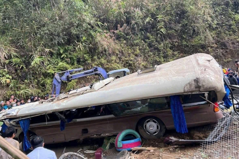 Vụ tai nạn tại Phình Hồ làm 9 người tử vong: khẩn trương cứu chữa, chuyển tuyến các nạn nhân bị thương